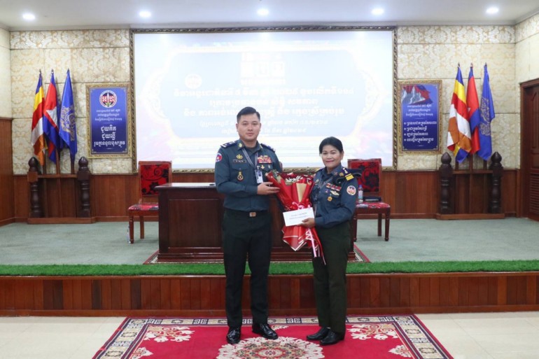 ​កងរាជអាវុធហត្ថ​ខេត្តសៀមរាប ចូលរួម​អបអរសាទរ ទិវា​អន្តរជាតិ​នារី ៨ មីនា ខួប​លើក​ទី​១១៤!